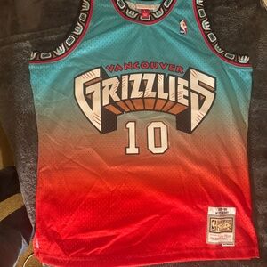 Mitchell & Ness Mike Bibby Jersey